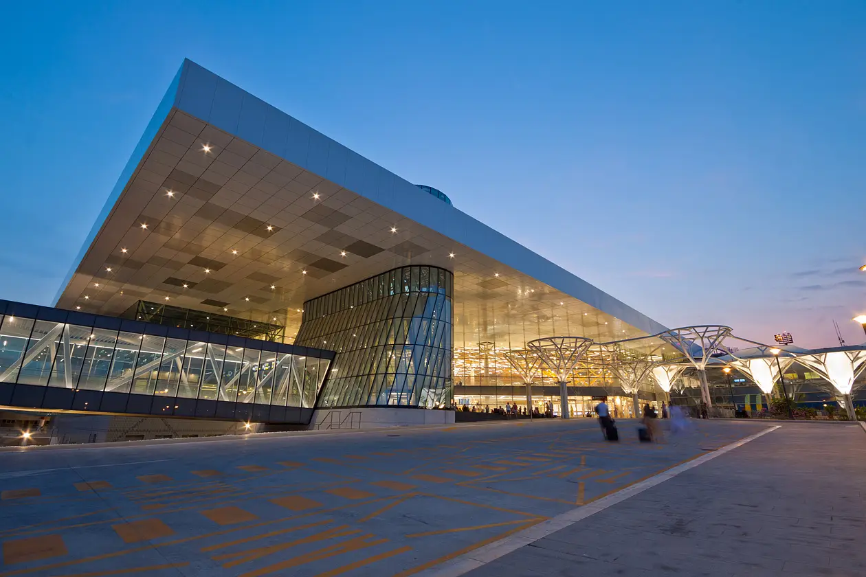 Split Airport to City Center: Bus, Taxi, Transfer & Rental Prices (2026)
